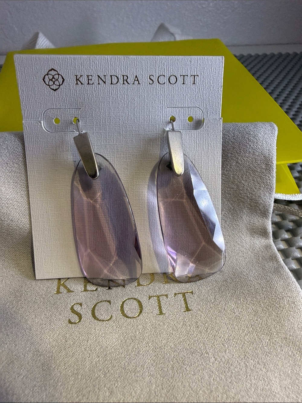 Kendra Scott Pale purple Teardrop Threader Earrings with Silver Posts